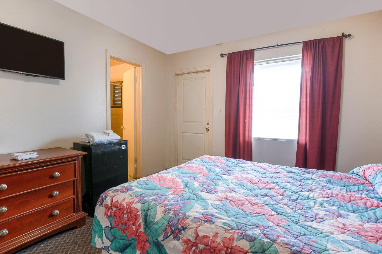 Hotel O Near Fanning Springs State Park Us Hwy 98 Old Town Extérieur photo