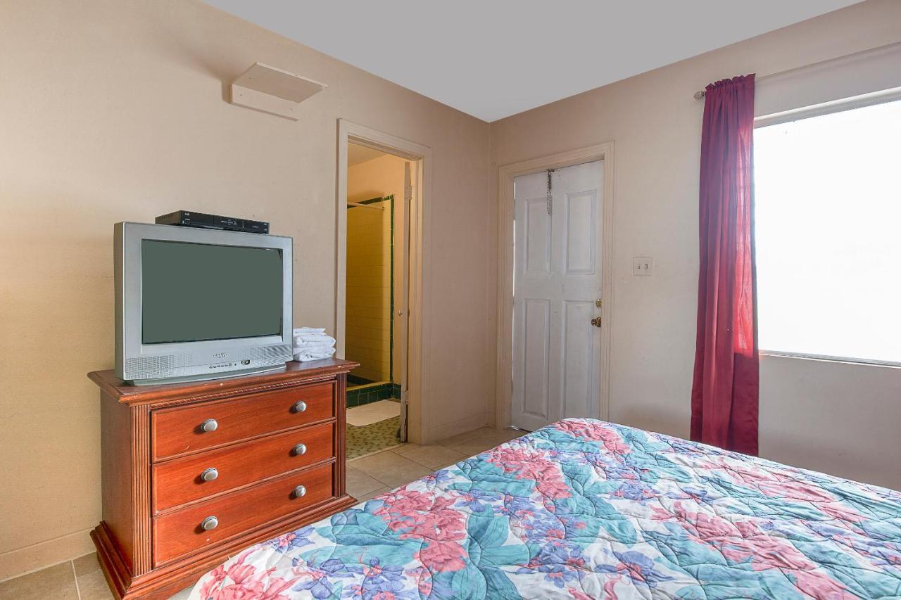 Hotel O Near Fanning Springs State Park Us Hwy 98 Old Town Extérieur photo